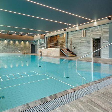Blue Premium Pool Sauna Fitness Free Колобжег Экстерьер фото
