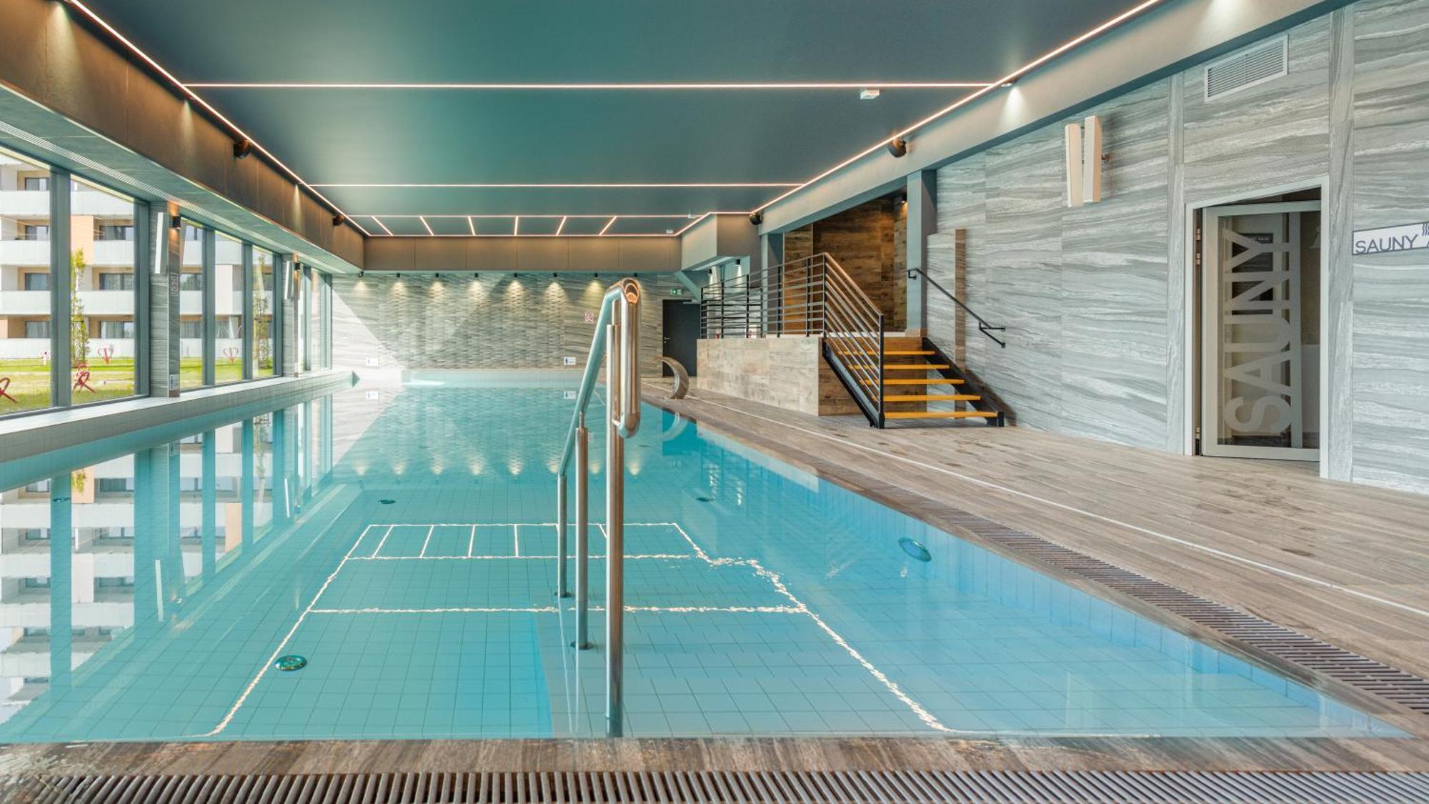 Blue Premium Pool Sauna Fitness Free Колобжег Экстерьер фото